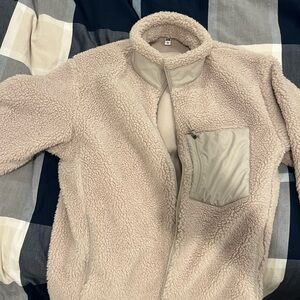UNIQLO Sherpa fleece zip up